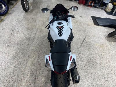 2023 Suzuki GSX-R600 - Photo 6