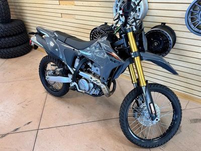 2025 Suzuki DR-Z4S - Photo 1