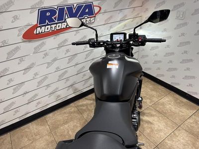 2025 Honda CB750 Hornet - Photo 12
