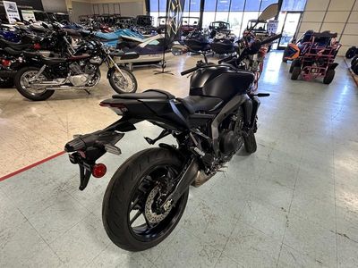 2025 Yamaha MT-09 - Photo 8