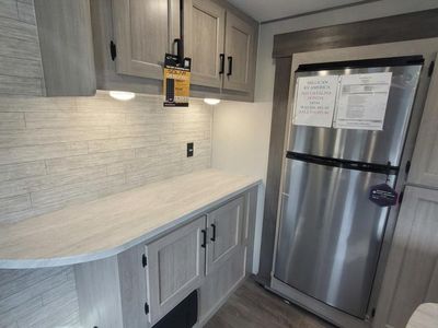 2025 Coachmen Catalina Legacy Edition 283FEDS - Photo 6