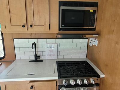 2025 Riverside RV Retro 171RD - Photo 6