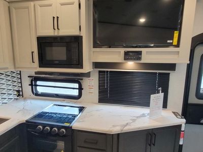 2026 Keystone RV Arcadia Select 25SRD - Photo 10