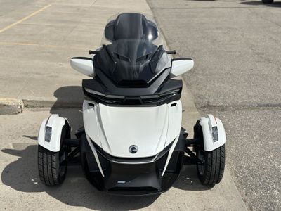 2026 Can-Am Spyder RT Limited — rear three-quarter view