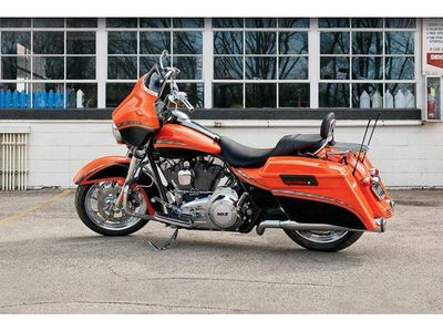 2012 Harley-Davidson Street Glide — detail view