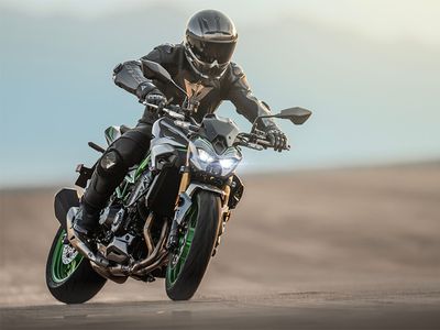 2025 Kawasaki Z900 SE ABS - Photo 9