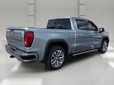 2025 GMC Sierra 1500 — detail view