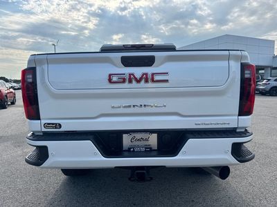 2025 GMC Sierra 2500 HD — detail view