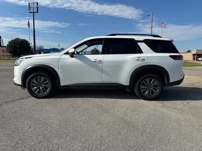 2024 Nissan Pathfinder — rear three-quarter view