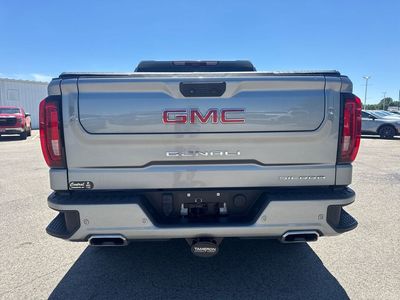 2023 GMC Sierra 1500 — detail view