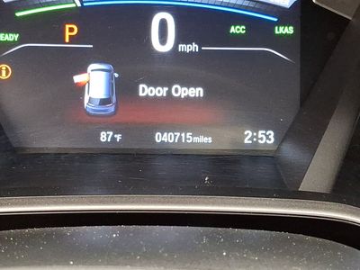 2020 Honda CR-V Hybrid — detail view