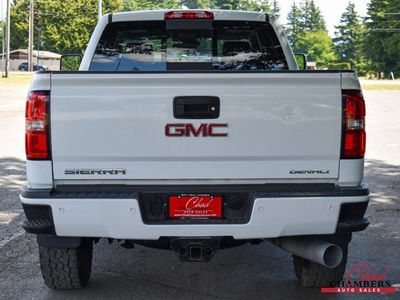 2017 GMC Sierra 3500HD — detail view