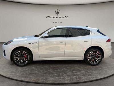 2025 Maserati Grecale — side profile view