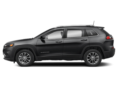 2019 Jeep Cherokee — rear three-quarter view