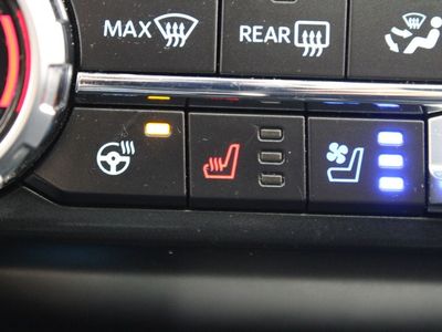 2022 Ford F-150 — interior view