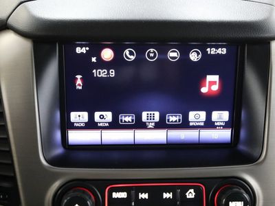 2016 GMC Yukon — detail view