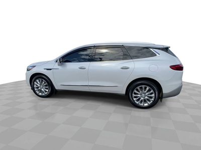 2021 Buick Enclave — detail view