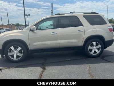 2011 GMC Acadia — detail view