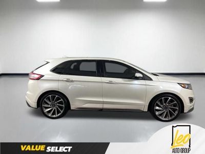 2015 Ford Edge — detail view