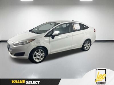 2015 Ford Fiesta — side profile view