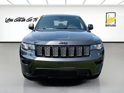 2018 Jeep Grand Cherokee — side profile view