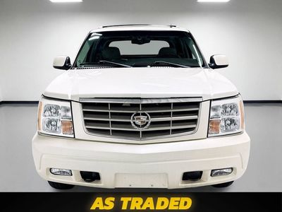 2002 Cadillac Escalade EXT — side profile view