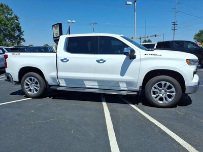 2026 Chevrolet Silverado 1500 — side profile view