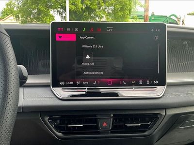 2026 Volkswagen Tiguan — detail view