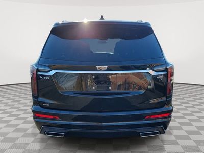 2020 Cadillac XT6 — detail view