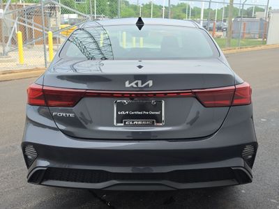 2023 Kia Forte — detail view