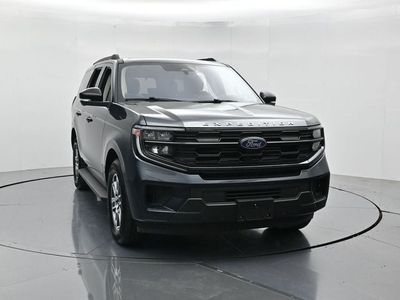 2025 Ford Expedition — detail view