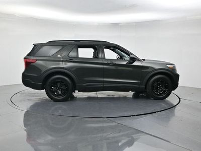 2023 Ford Explorer — side profile view