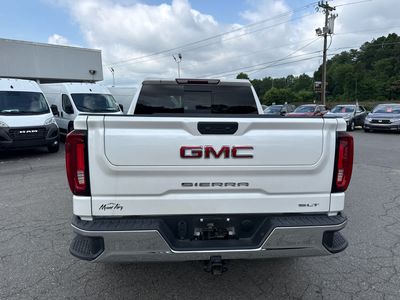 2023 GMC Sierra 1500 — interior view