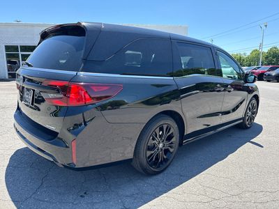 2025 Honda Odyssey — detail view