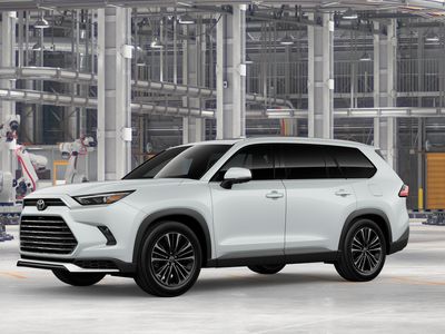 2026 Toyota Grand Highlander Hybrid — side profile view