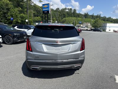2025 Cadillac XT5 — interior view