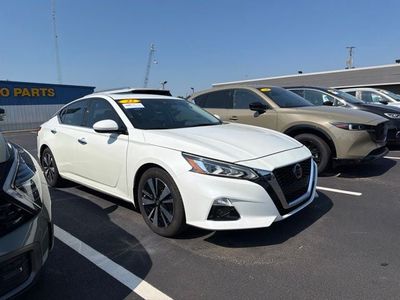 2022 Nissan Altima — interior view