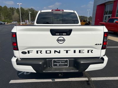2026 Nissan Frontier — detail view