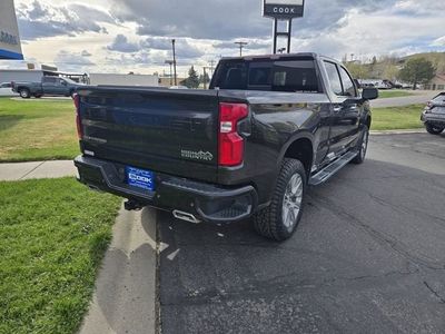 2021 Chevrolet Silverado 1500 — rear three-quarter view