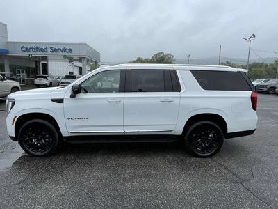 2026 GMC Yukon XL — side profile view