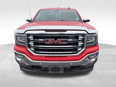 2018 GMC Sierra 1500 — interior view