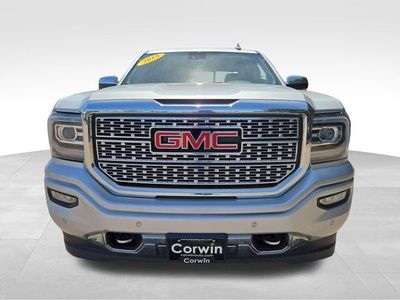 2018 GMC Sierra 1500 — interior view