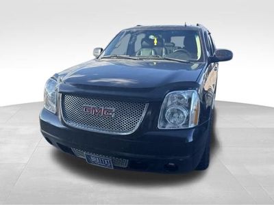 2014 GMC Yukon XL — side profile view