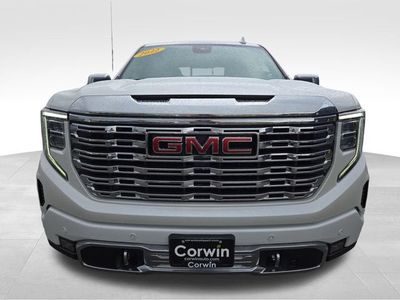 2022 GMC Sierra 1500 — interior view