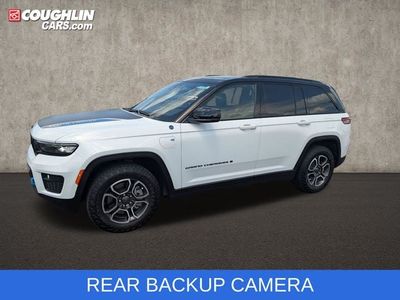 2023 Jeep Grand Cherokee — detail view