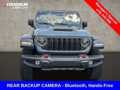 2025 Jeep Gladiator — side profile view