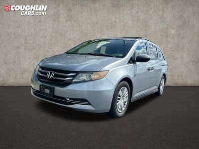 2016 Honda Odyssey — rear three-quarter view