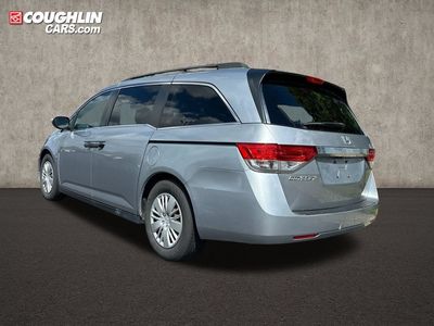 2016 Honda Odyssey — detail view