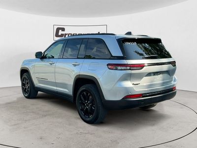 2025 Jeep Grand Cherokee — rear three-quarter view