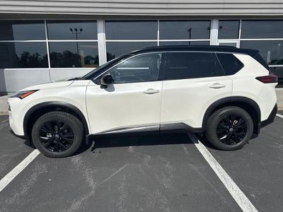 2023 Nissan Rogue — detail view